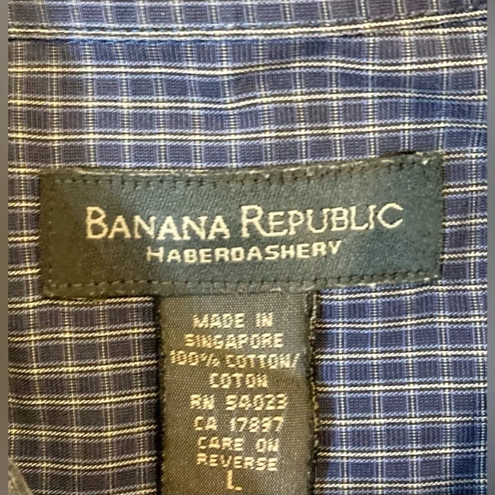 Banana Republic Men’s Size Large‎ Blue Haberdashery Button Down Shirt